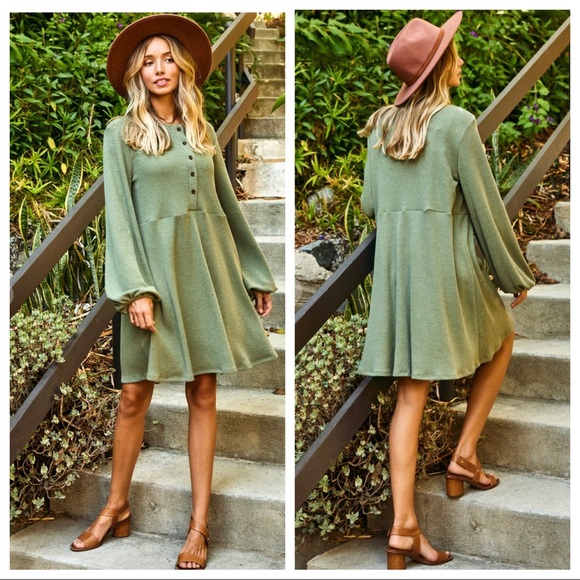 ShopEvelynne Dresses & Skirts - #11 Boho Chic
Solid Button Up Midi Dress